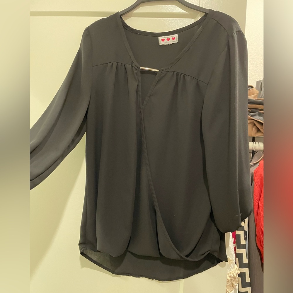 Faux wrap top - Picture 2 of 3
